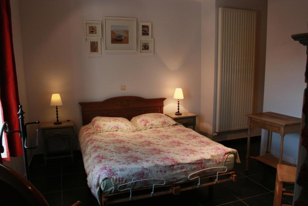 B&B Chession Falaen Phòng bức ảnh